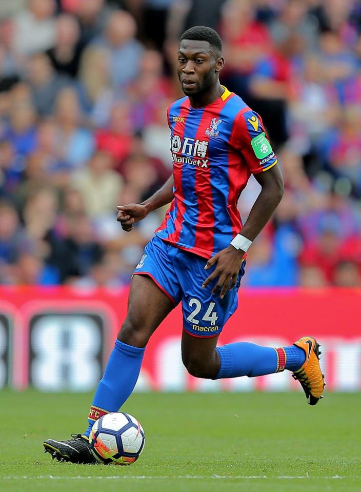  Timothy Fosu-Mensah is looking to become a defensive rock in midfield for Palace