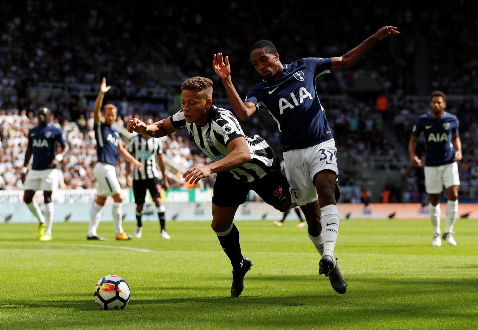  Dwight Gayle completed his transfer from Crystal Palace to Newcastle in 2016