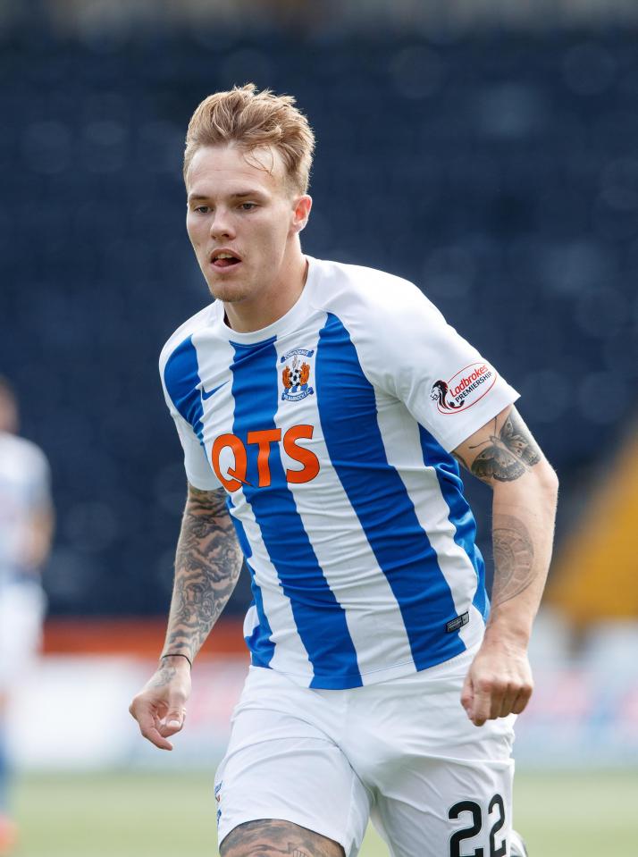  Kilmarnock lost their last game 1-0 at the hands of Hearts