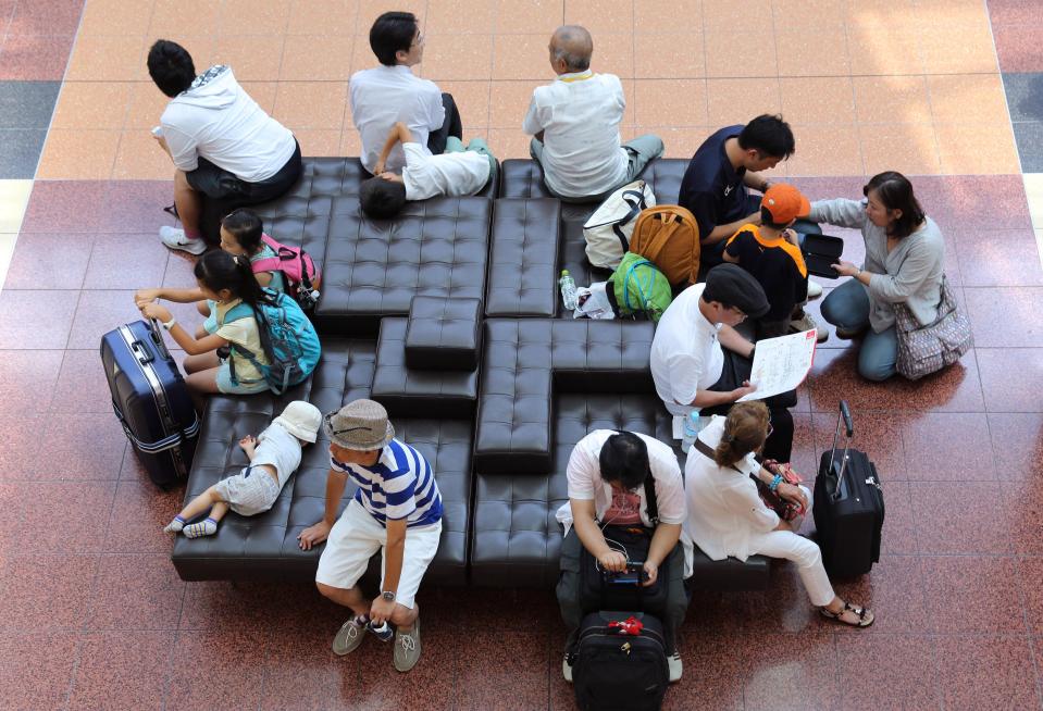  Other airports outside of the UK have successfully introduced hub seating, like At Haneda Airport in Tokyo