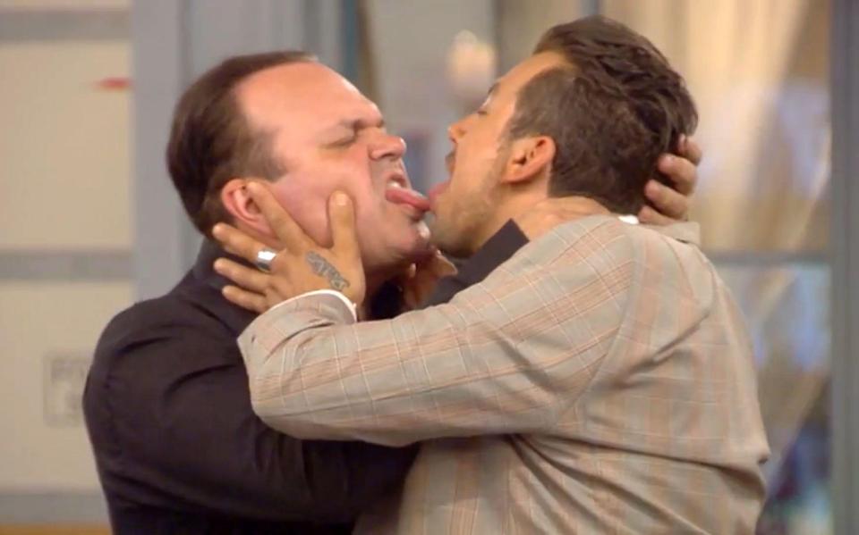  Shaun Williamson got passionate with two of his fellow contestants on Celebrity Big Brother