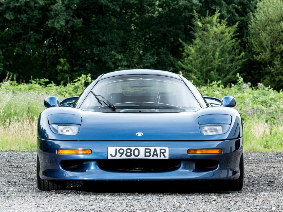  The Jaguar XJR-15 has a top speed of 190mph