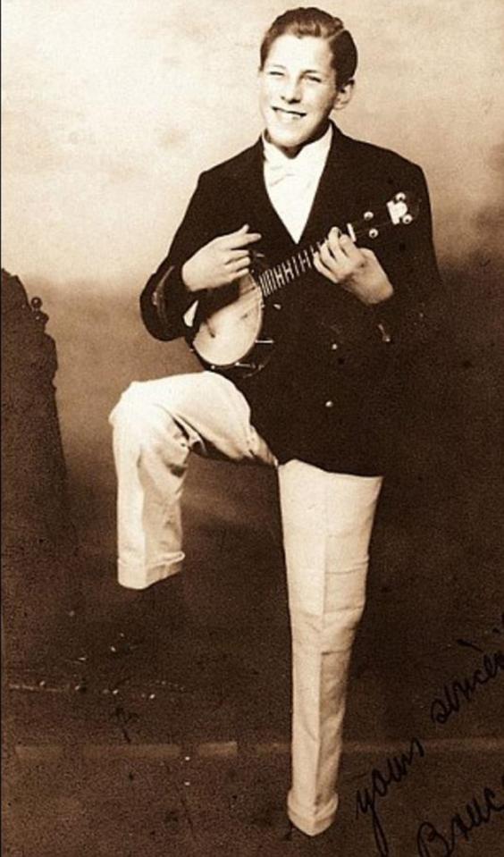  The multi-talented performer playing a banjo in the mid 1940s