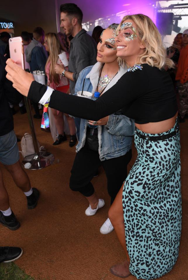  Stacey was quick to grab a selfie with her fellow X Factor alumni pal