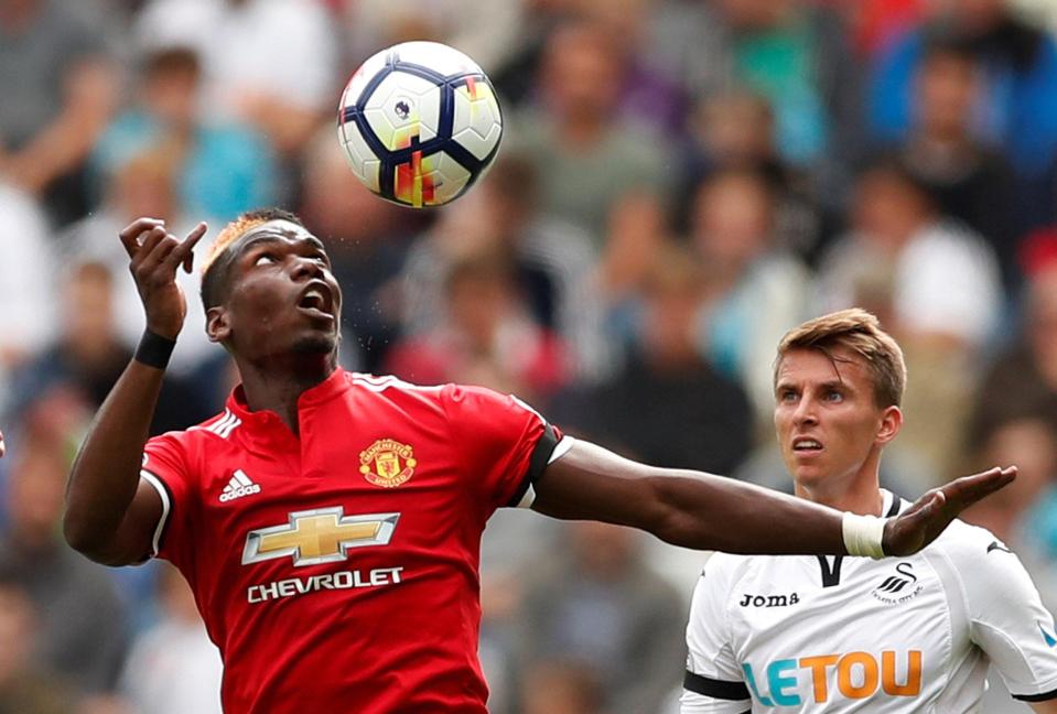  Jose Mourinho disagreed with claims Paul Pogba could have received a second yellow