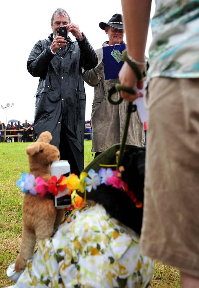  Neil was so impressed with some of the canines, he took pictures of them