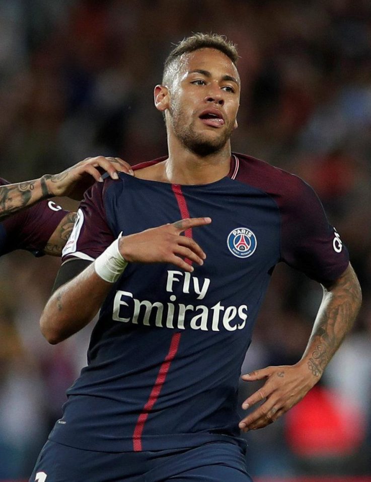  Neymar has slammed the board at former club Barcelona