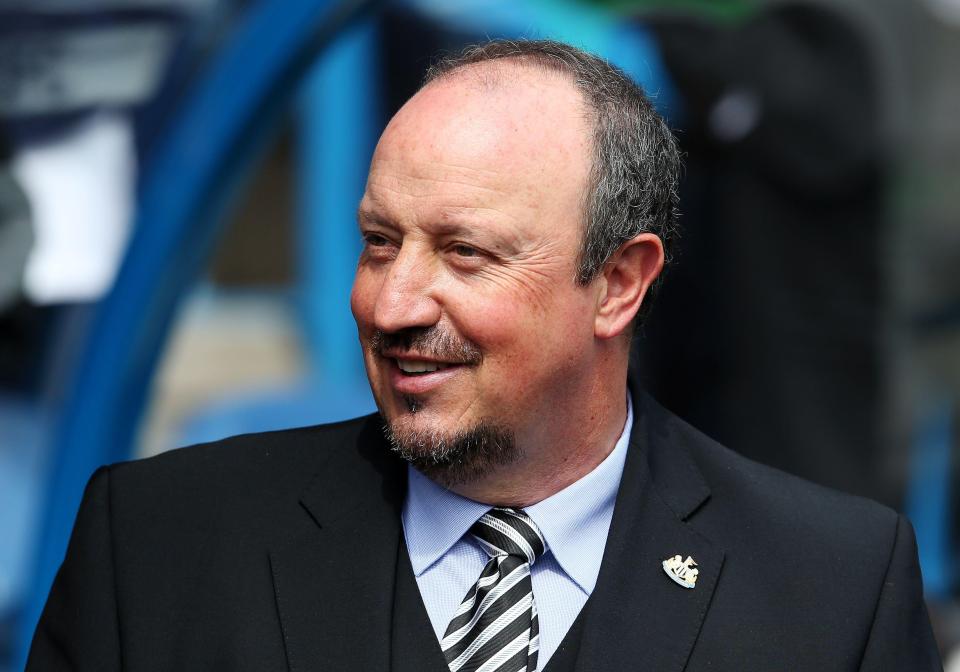  Benitez is unhappy with the club's lack of recruitment this summer