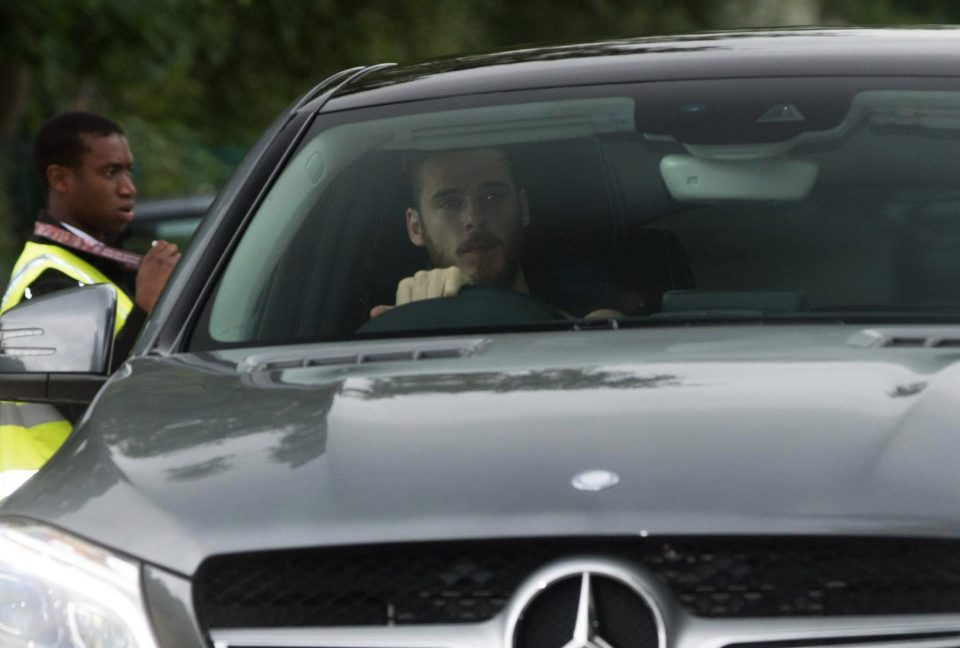  Utd keeper David de Gea drives his Mercedes in for training at Carrington