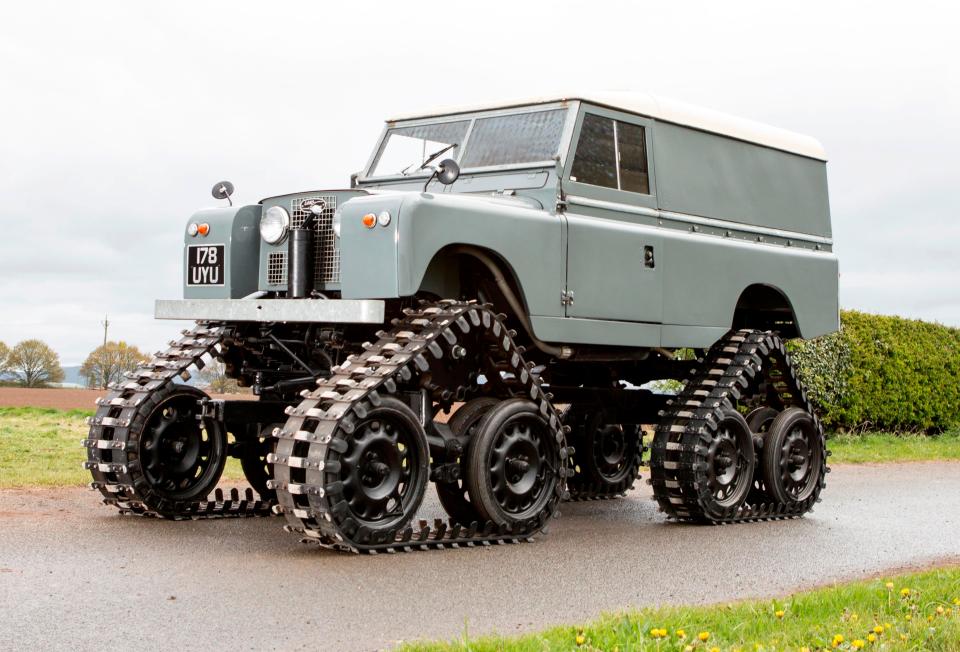  Land Rover has 16 wheels on its four tracks