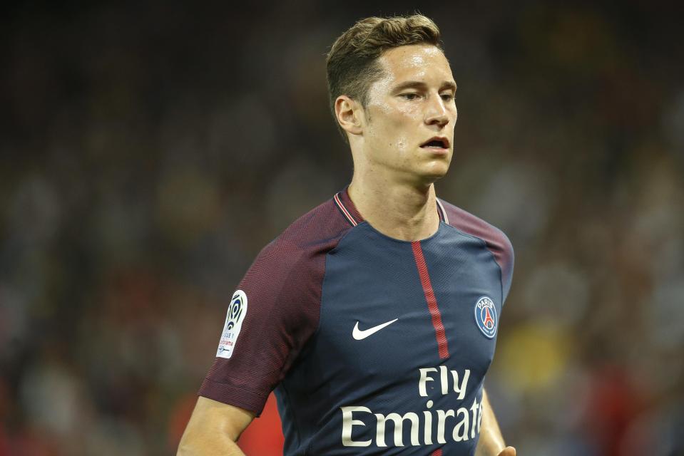  Julian Draxler is also on Arsenal's radar before the 11pm deadline