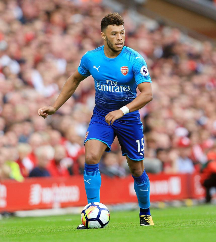  Chelsea have agreed a £40m fee with Arsenal to sign Alex Oxlade-Chamberlain