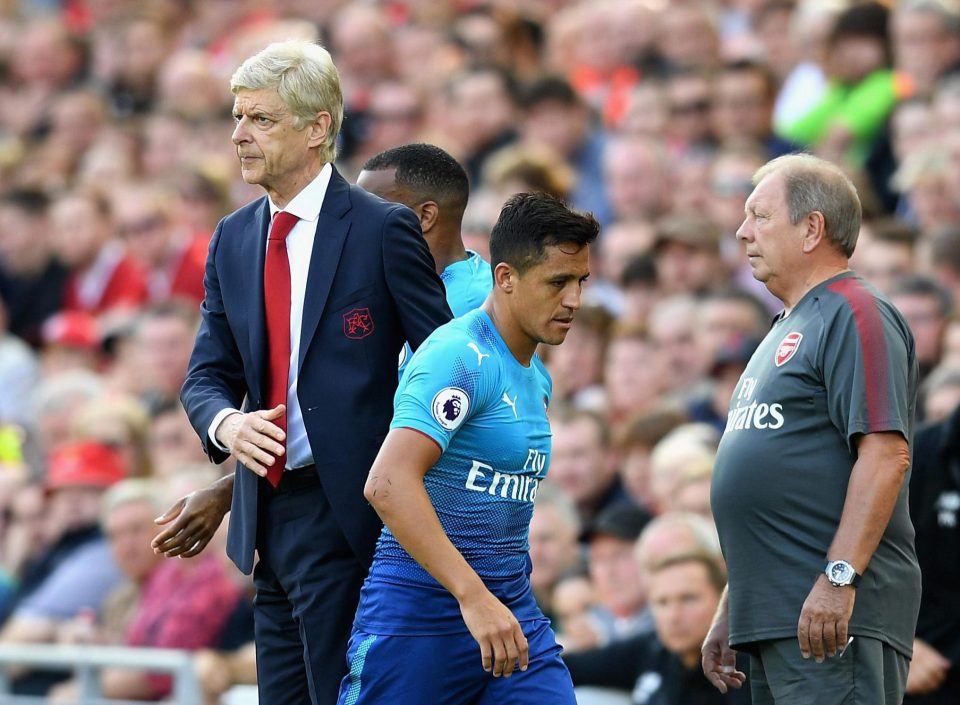  Arsene Wenger substituted Alexis Sanchez who looked disinterested in the game at times