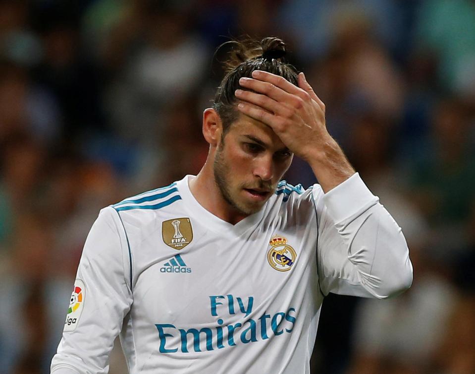 Gareth Bale was jeered as Real Madrid drew 2-2 with Valencia