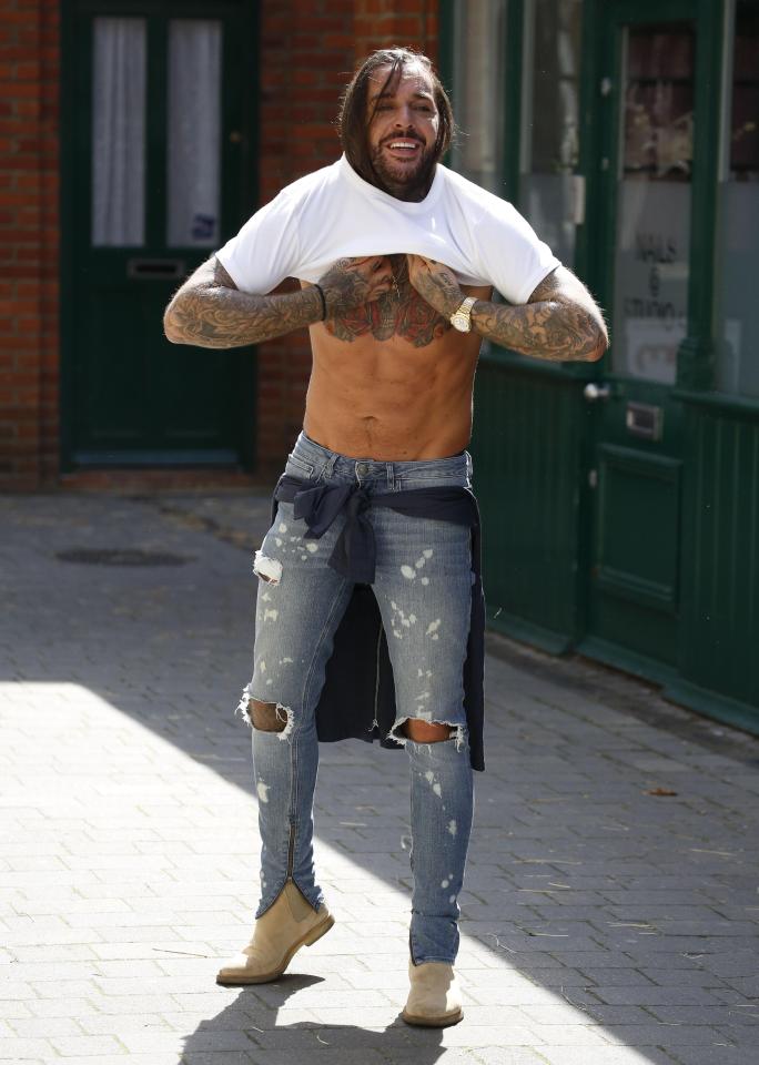  Cheeky Pete Wicks was ordered to strip