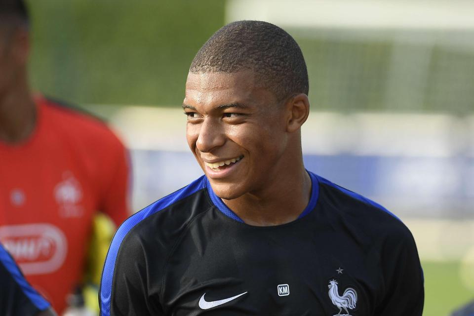  Kylian Mbappe has reportedly passed his medical at Paris Saint-Germain