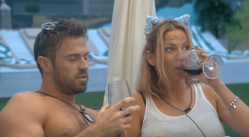 Sarah and Chad hooked up despite her having a secret boyfriend on the outside