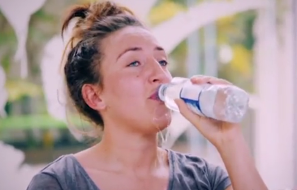  Rachel showed the Body Fixers team how she struggles to drink out of a plastic bottle because of the lumps on her botched lips