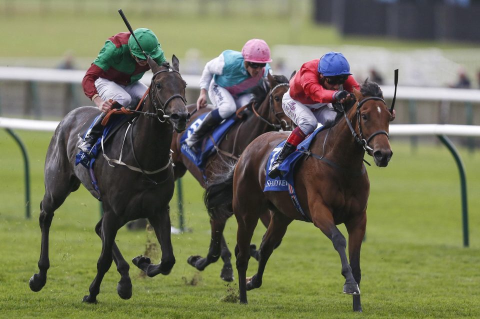  Juliet Capulet (right) holds off the late challenge of Nyaleti