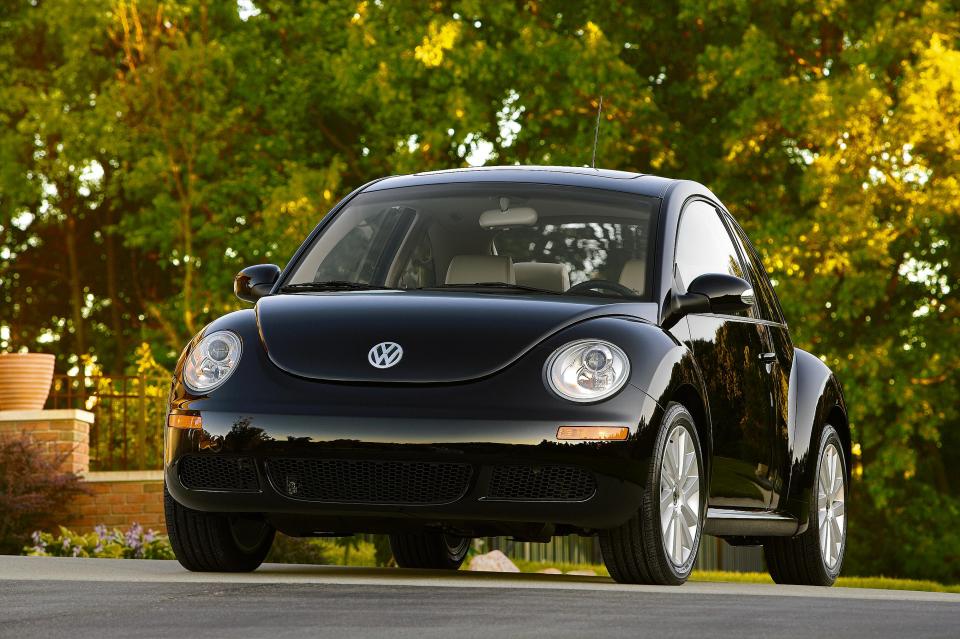  Laura was very upset by the way in which her ten-year-old car, a VW Beetle, had been mocked online