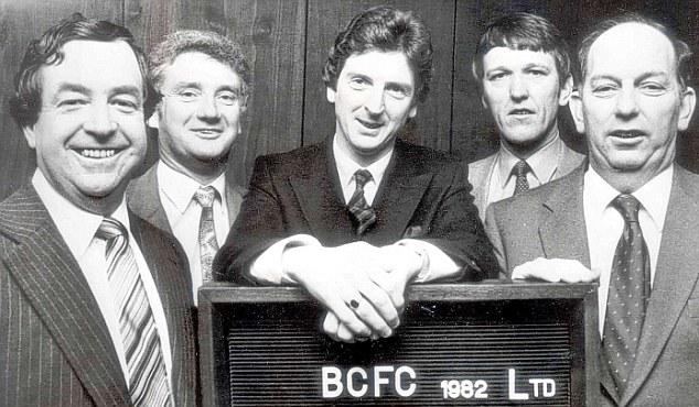  Roy Hodgson, centre, in one of his first managerial jobs at Bristol City in 1982