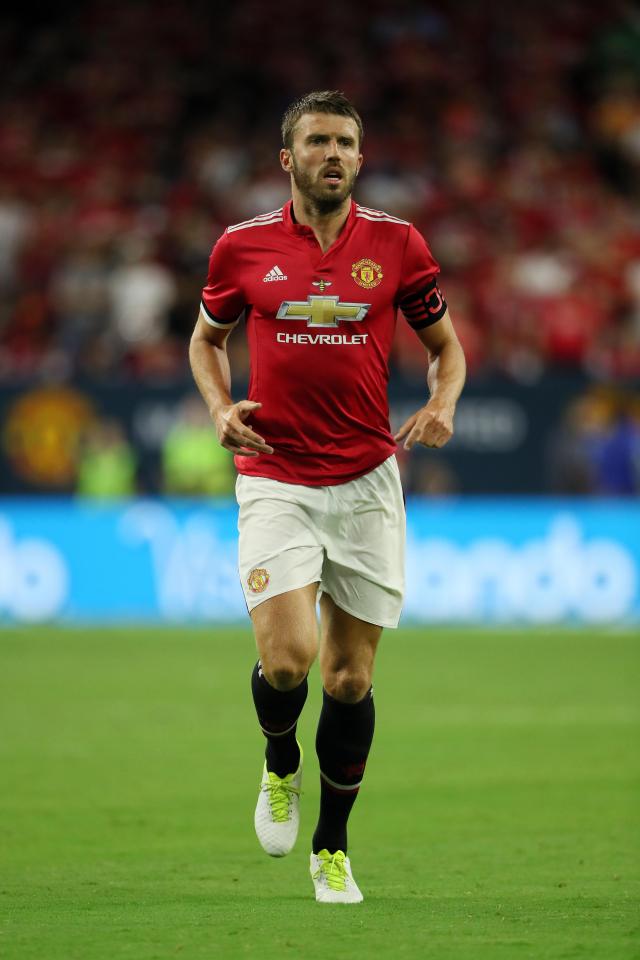  Michael Carrick only has one year left on his current deal with the Red Devils