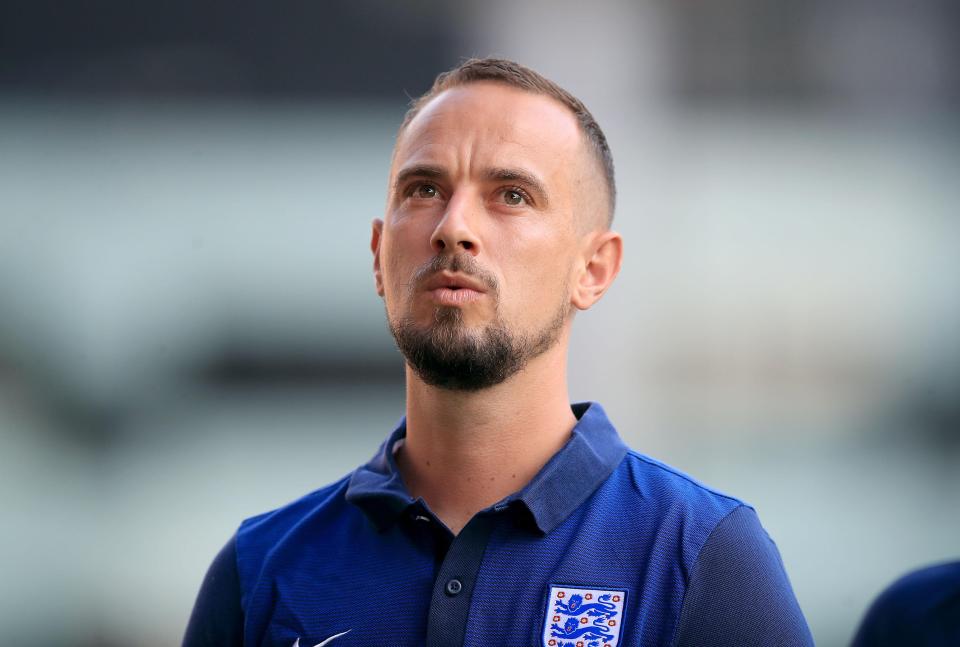  England Women's boss Mark Sampson has been sacked by the FA