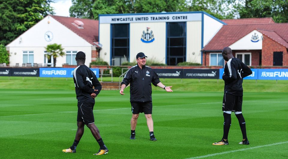  Benitez has been unable to train with Newcastle this week