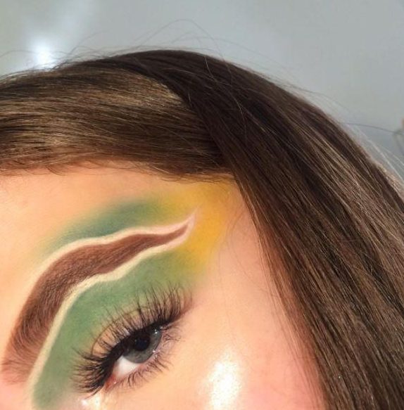  The new trend has seen many influencers outline their curvy brows using bright colours to accentuate the unusual shape