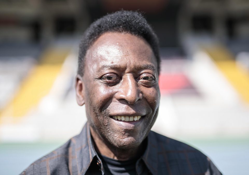  Pele has backed Neymar's decision to leave Barcelona