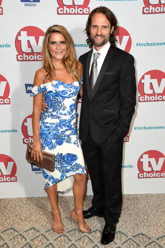  Gemma Oaten and her new boyfriend Scott Walker posed together