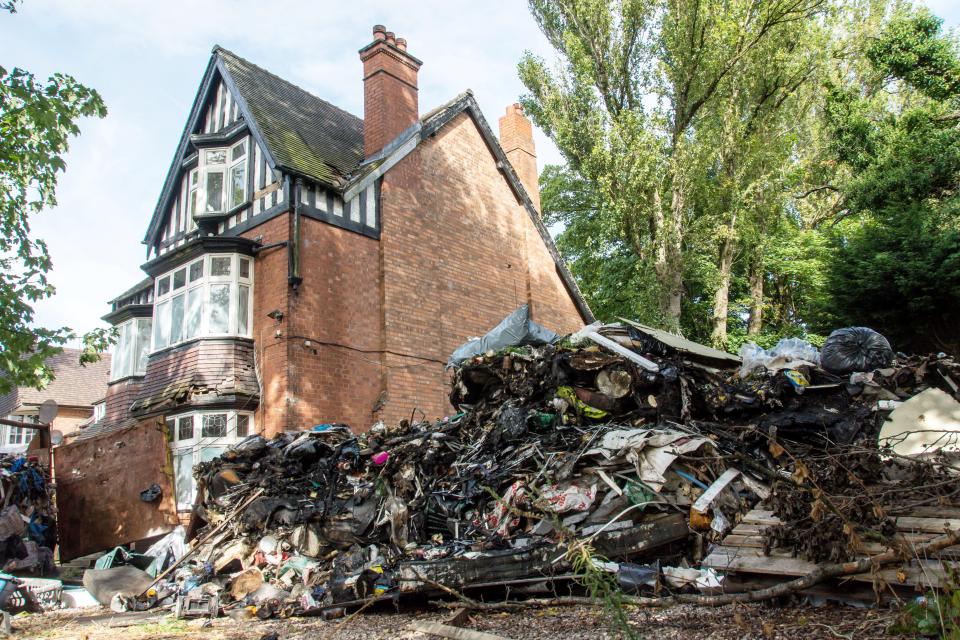  The first lorry arrived to dump rubbish on Sunday