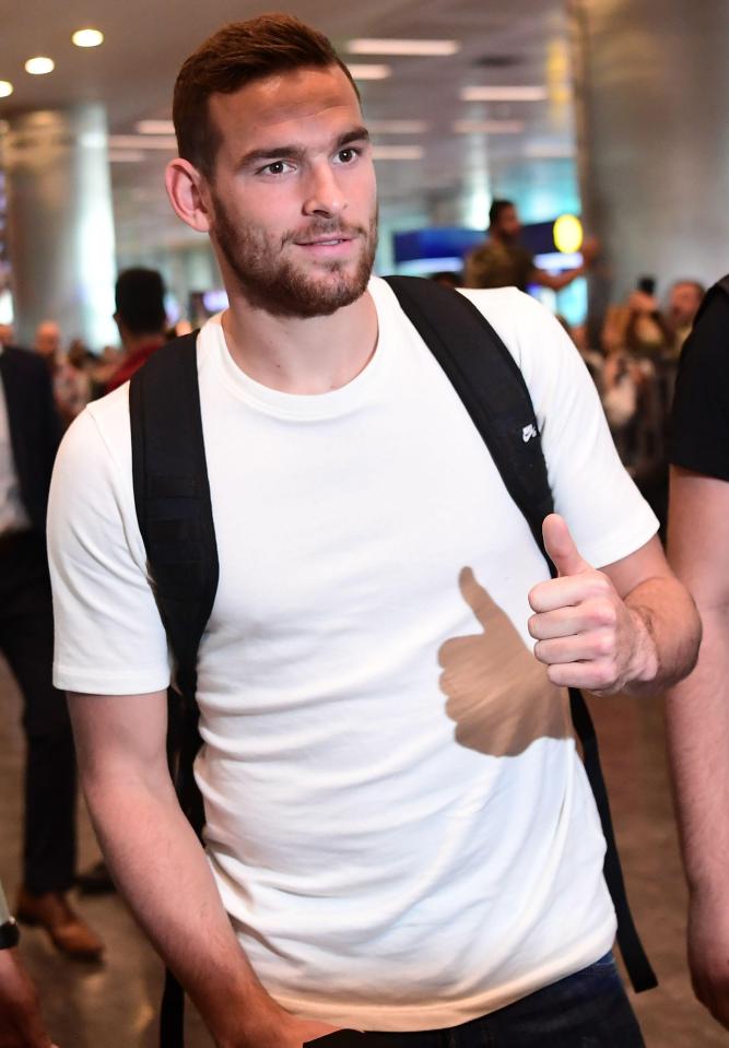  Vincent Janssen has arrived in Istanbul to complete his move to Turkey