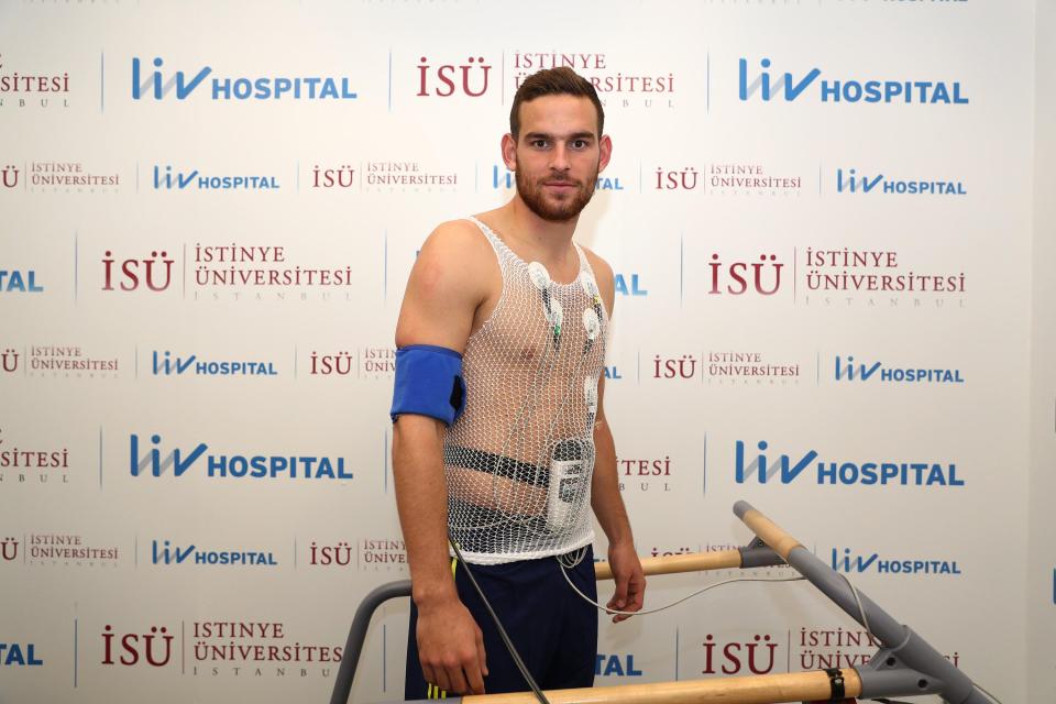  Vincent Janssen during his medical check in Istanbul