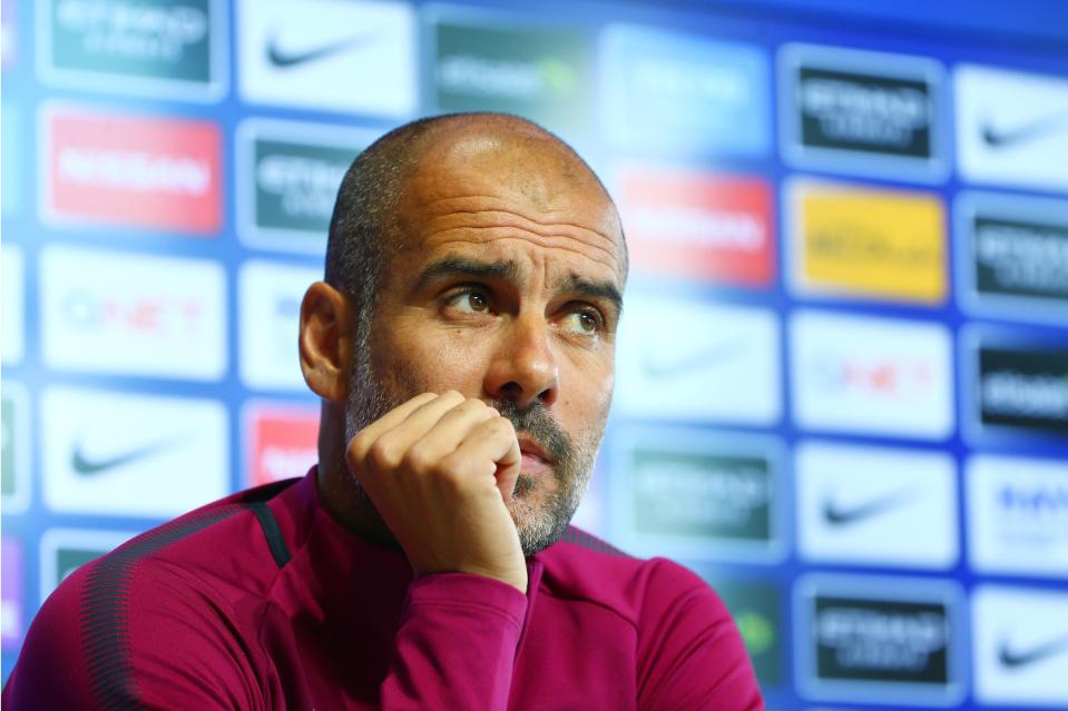  Pep Guardiola says that he had no intention of letting Raheem Sterling leave City