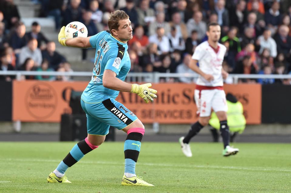  Cedric Carrasso has one cap for France