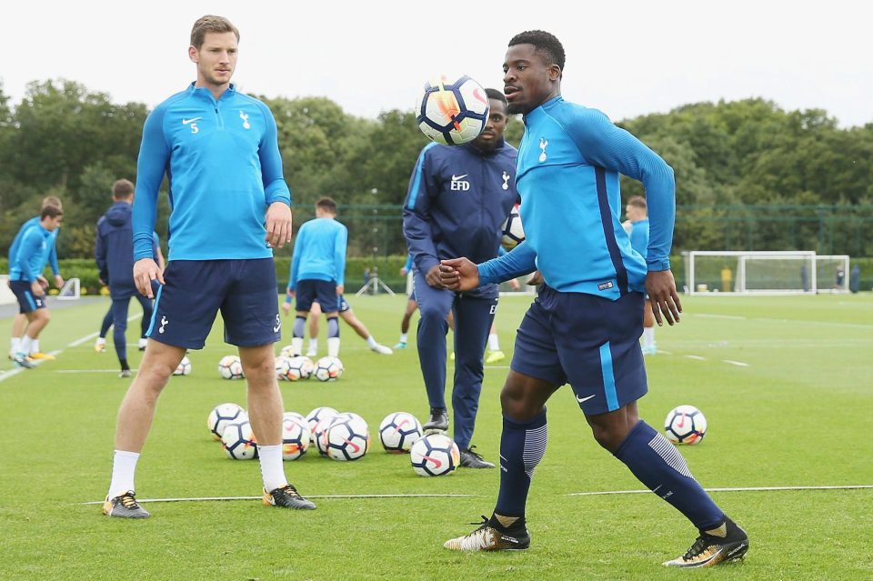  Serge Aurier with new Spurs team-mate Jan Vertonghen