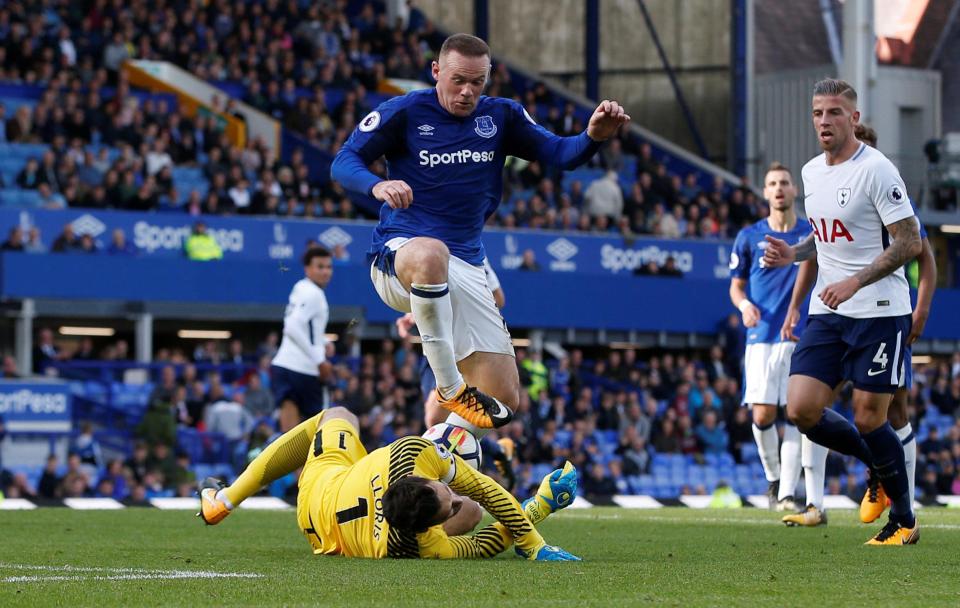  Rooney visits Man Utd with new team Everton this weekend