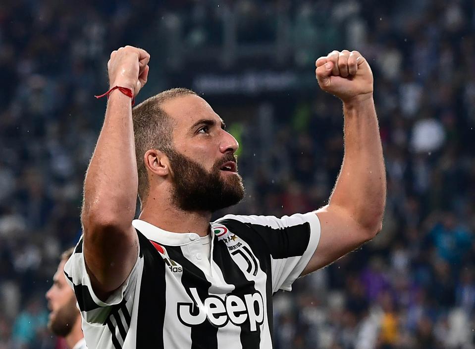  Gonzalo Higuain grabbed a second-half goal against Cheivo