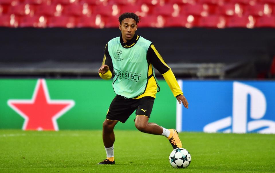  Pierre-Emerick Aubameyang gets used to Wembley ahead of the game against Spurs