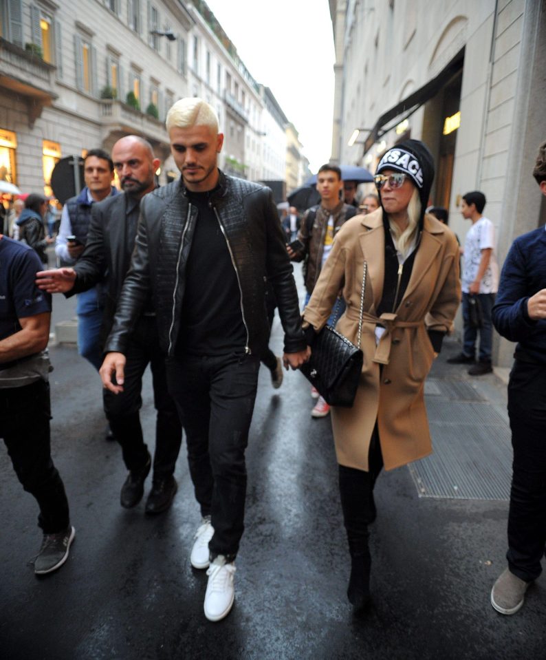  Inter star Mauro Icardi and his stunning wife Wanda caused quite the scene in Milan during a shopping trip