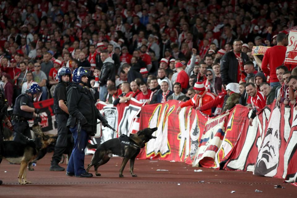  The match between Arsenal and Cologne went ahead after an hour's delay