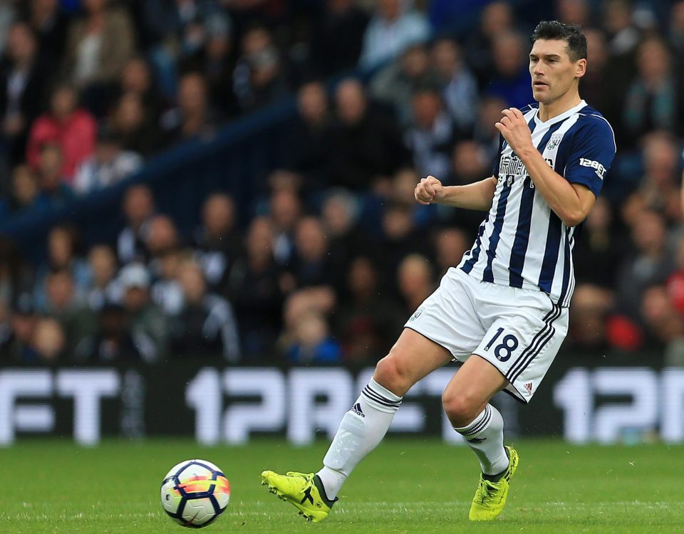  West Brom star Gareth Barry will become the all-time record appearance maker if he plays against Arsenal on Monday