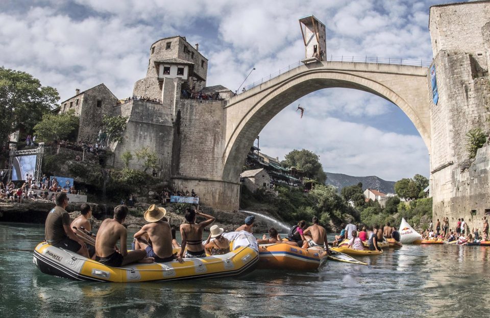  Contestants have been diving off a 90ft bridge