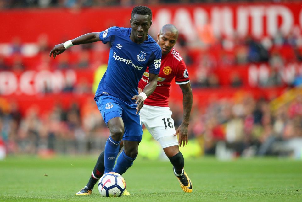  Idrissa Gueye in action against Manchester United