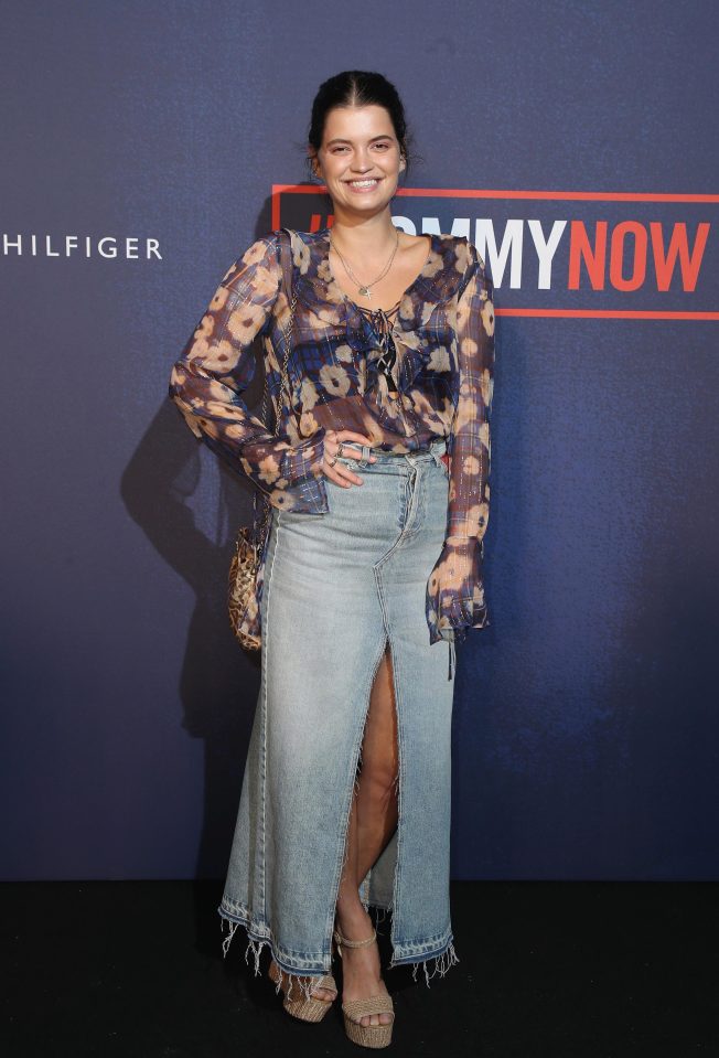  Pixie Geldof opted for a floor length denim skirt and a flowing top