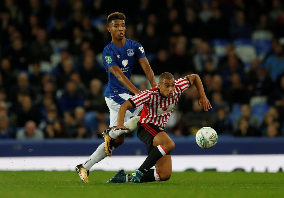  Sunderland were bowled over by Everton in a 3-0 drubbing on Wednesday