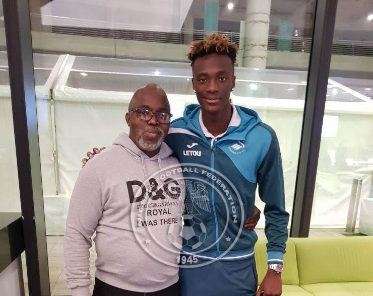  Tammy Abraham met up with Nigerian Football Federation president Amaju Pinnick