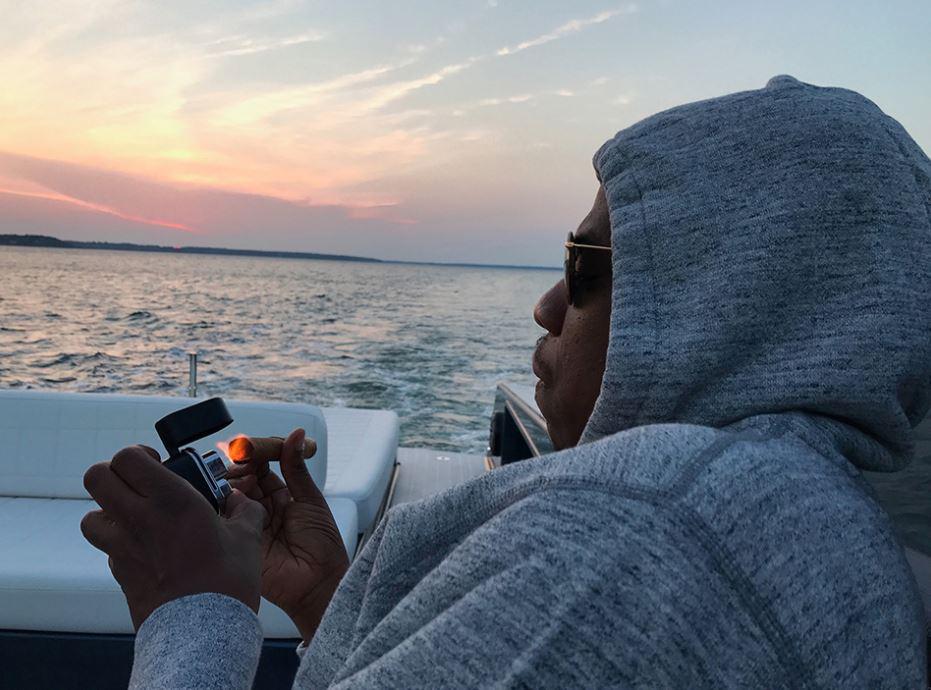  Beyonce shared snaps of her husband enjoying the sunset