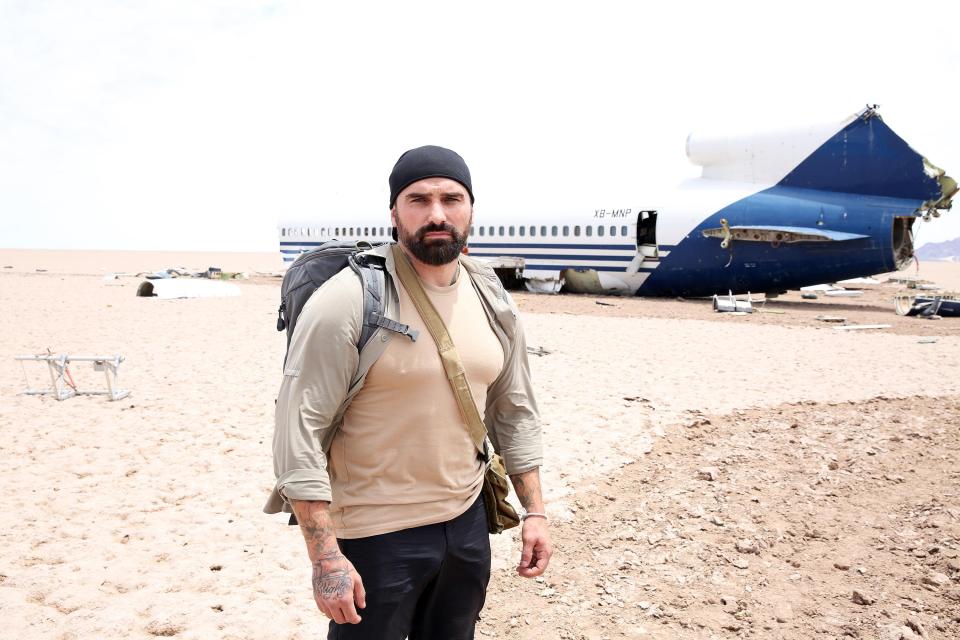  Ant Middleton fronts Channel 4's newest reality show Escape